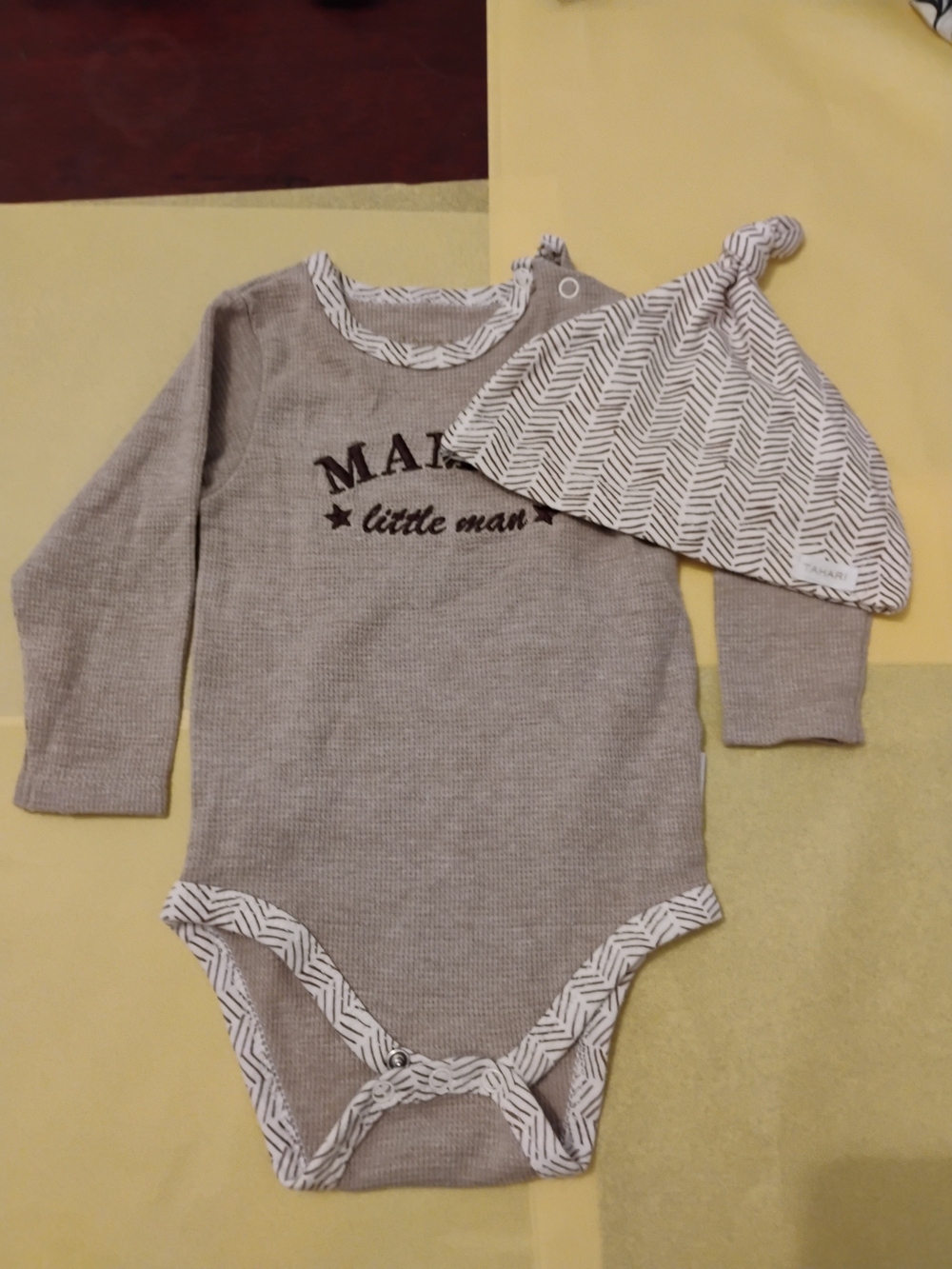 Tahari Tan Waffle Knit Long-Sleeve One-Piece Bodysuit with Chevron Knot Hat 6-9m